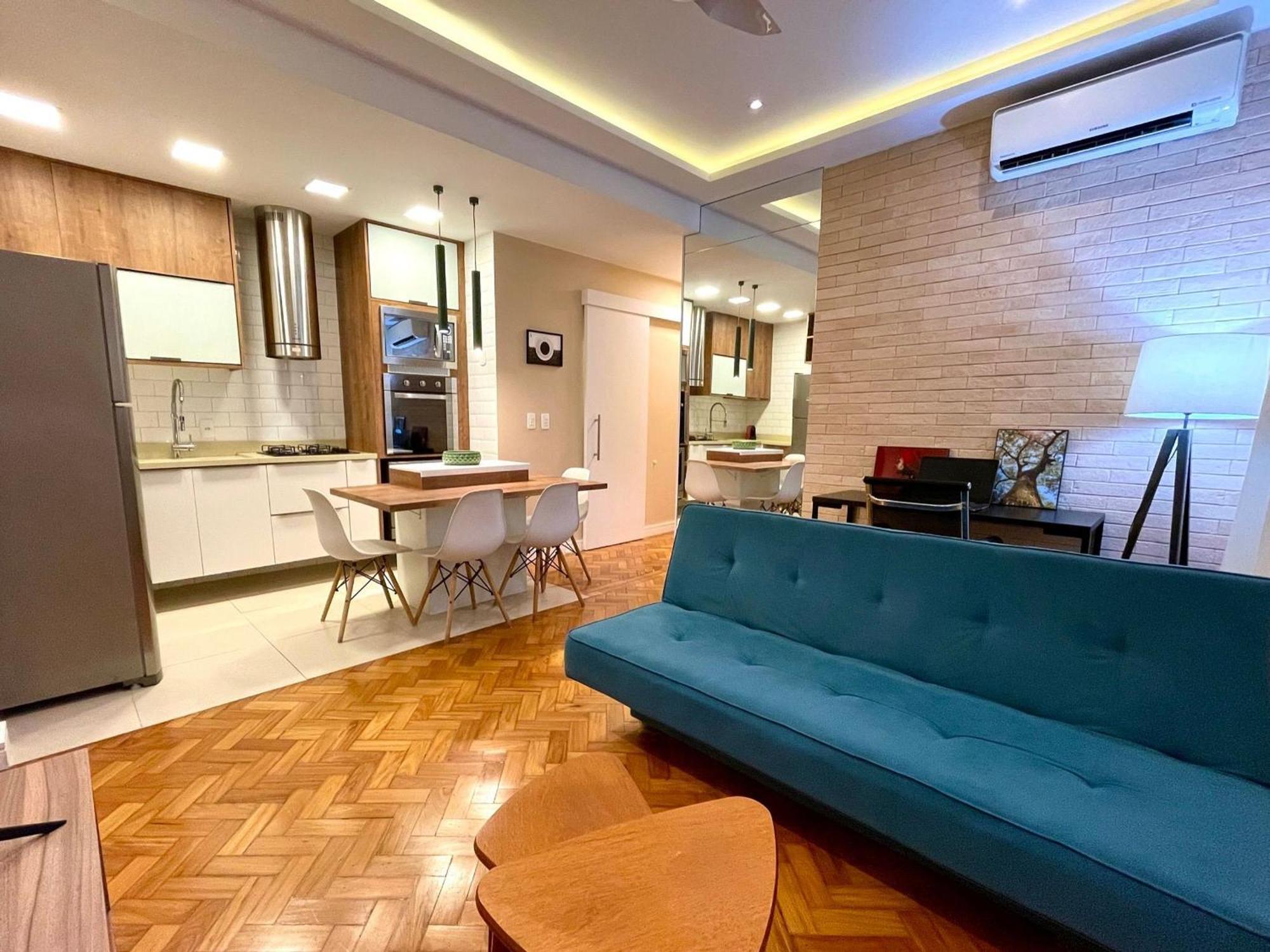 Apartemen Reformado E Charmoso Proximo A Do Leblon! *