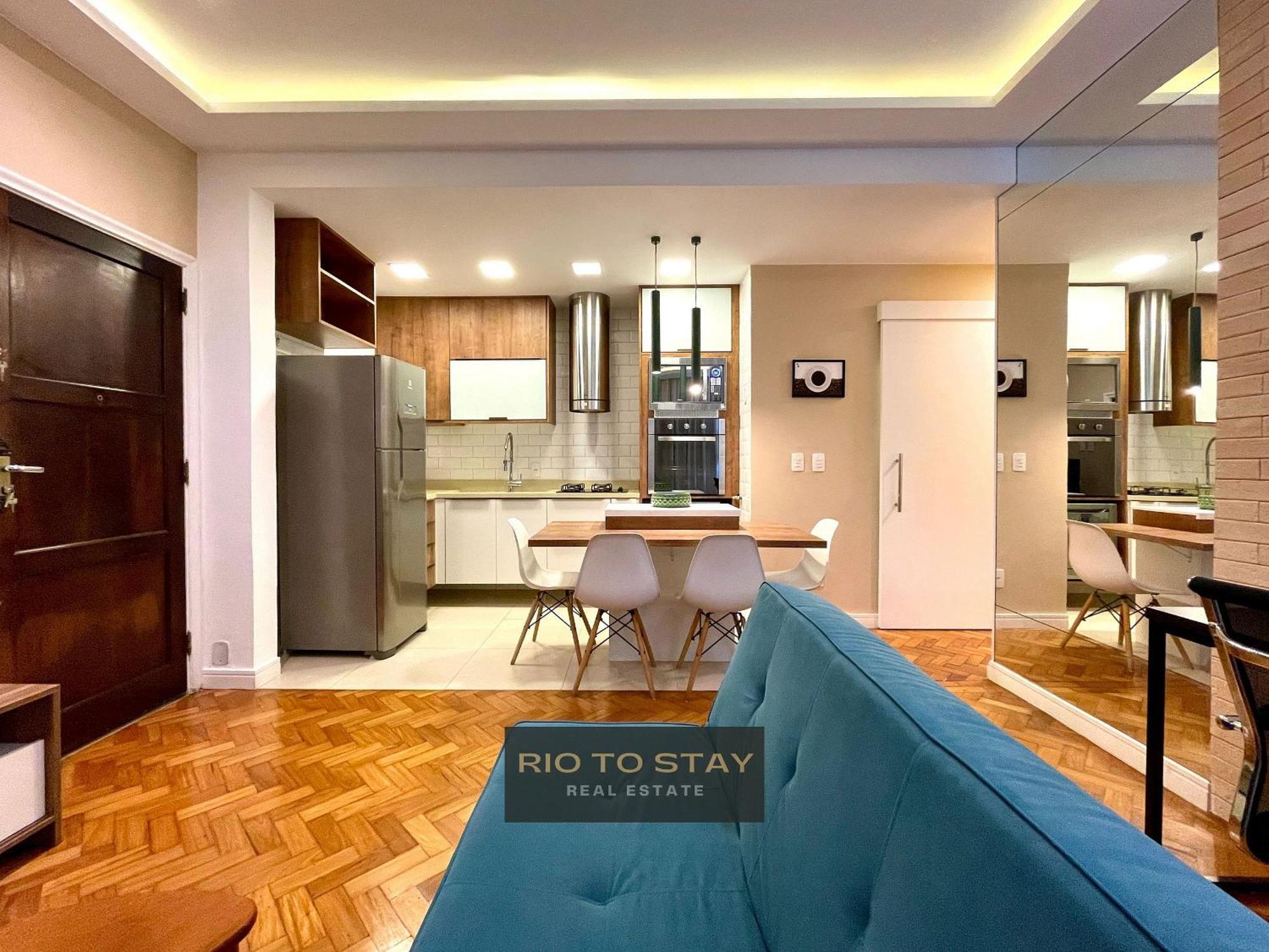 Apartemen Reformado E Charmoso Proximo A Do Leblon! *